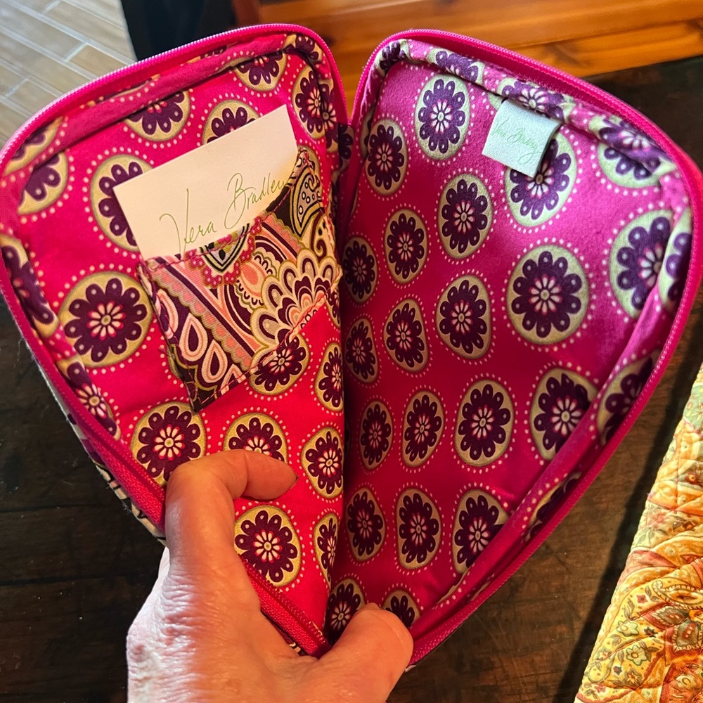 Vera Bradley mini I-pad holder. 6.5x8.5